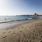 Home2book Comfy Seaside Cristimar, Pool דירה