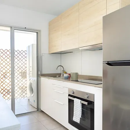 Home2book Comfy Seaside Cristimar, Pool Apartman *